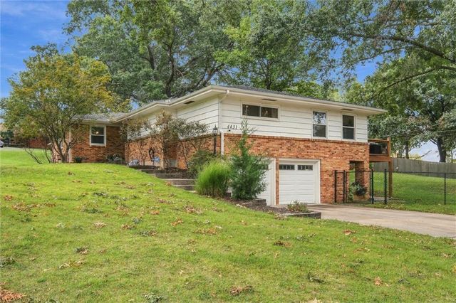 4431 N Grand Avenue, Kansas City, MO 64116