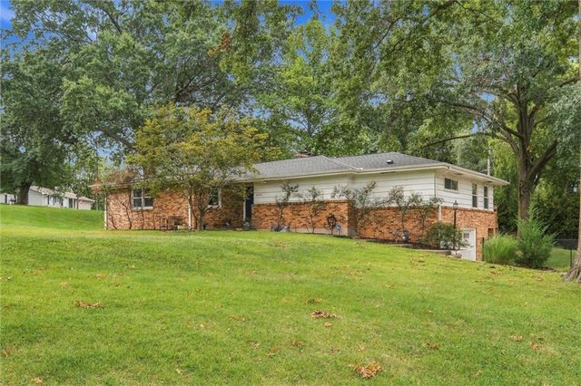 4431 N Grand Avenue, Kansas City, MO 64116