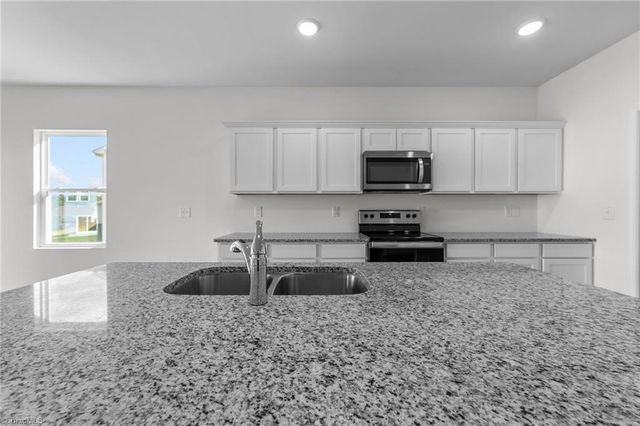 390 Shiloh Way, Mebane, NC 27302