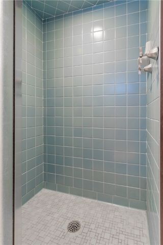 126 Rogers Circle Drive, Springdale, AR 72764