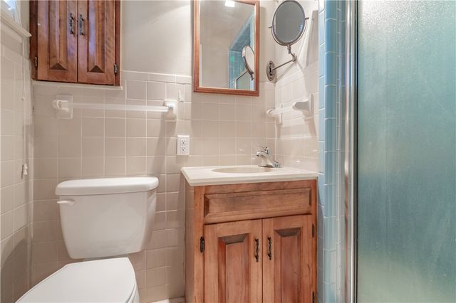 126 Rogers Circle Drive, Springdale, AR 72764