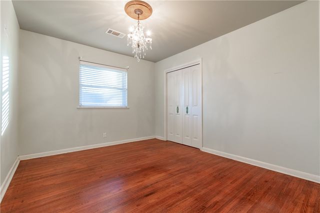 126 Rogers Circle Drive, Springdale, AR 72764