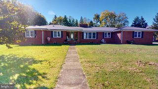 1 PEPSI LANE, Petersburg, WV 26847