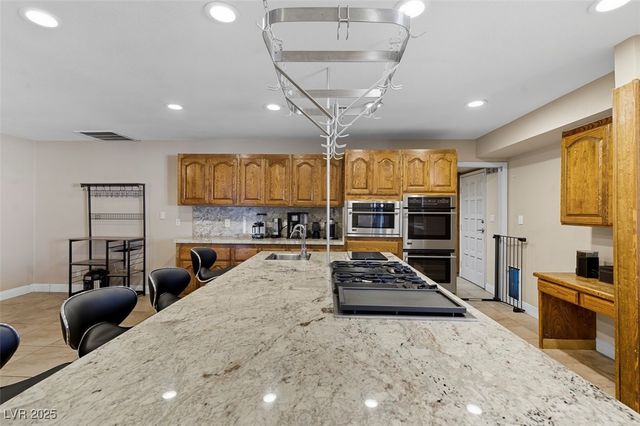 1870 East Viking Road, Las Vegas, NV 89169