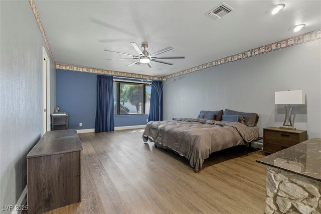 1870 East Viking Road, Las Vegas, NV 89169