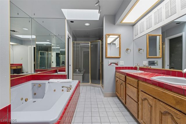 1870 East Viking Road, Las Vegas, NV 89169