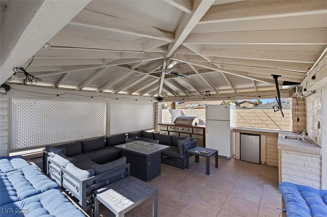 1870 East Viking Road, Las Vegas, NV 89169