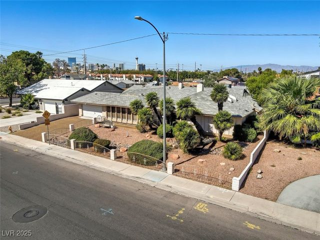 1870 East Viking Road, Las Vegas, NV 89169