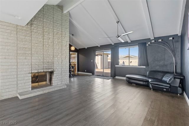 1870 East Viking Road, Las Vegas, NV 89169