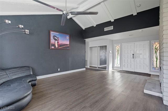 1870 East Viking Road, Las Vegas, NV 89169