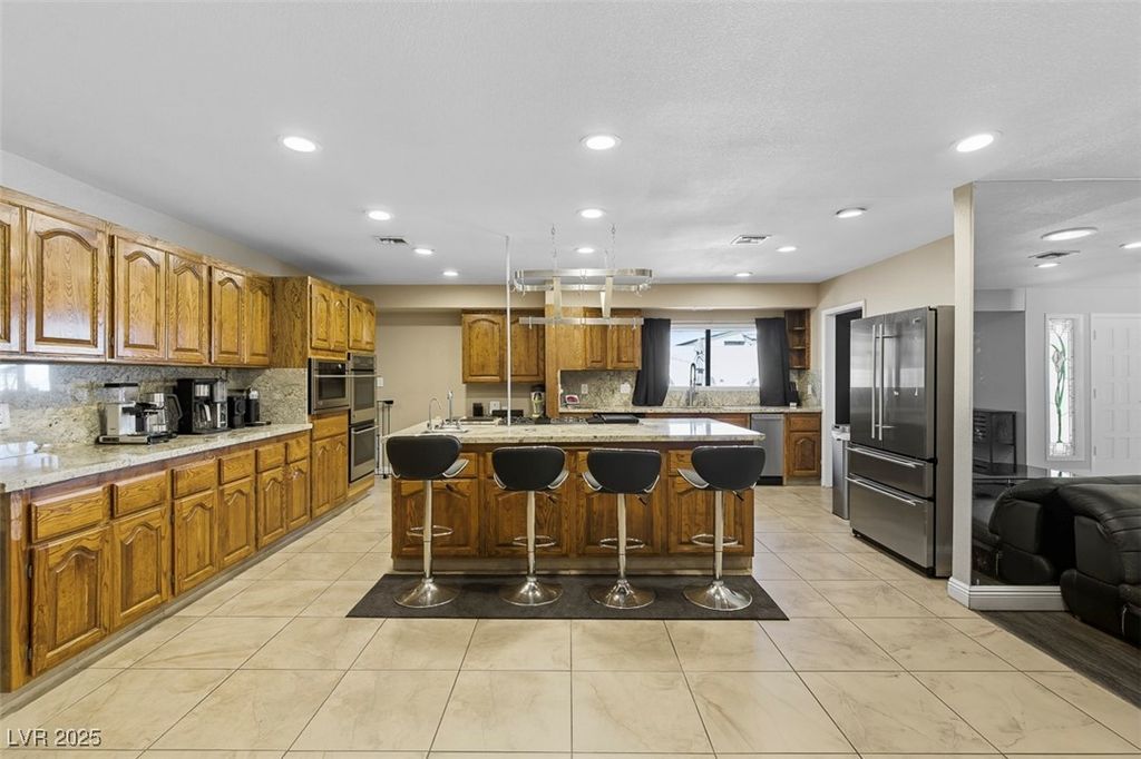 1870 East Viking Road, Las Vegas, NV 89169