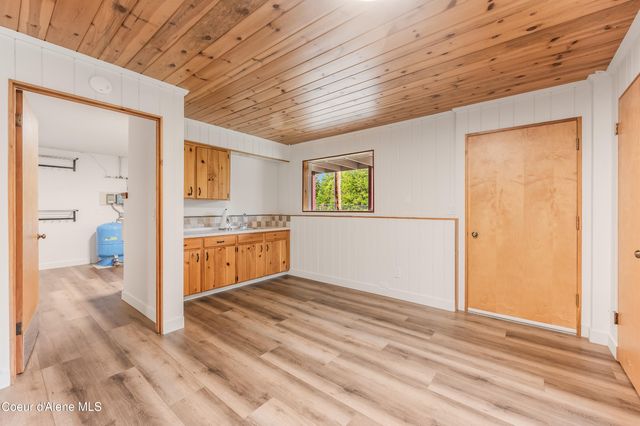 1143 E Rookery RD, Hayden, ID 83835