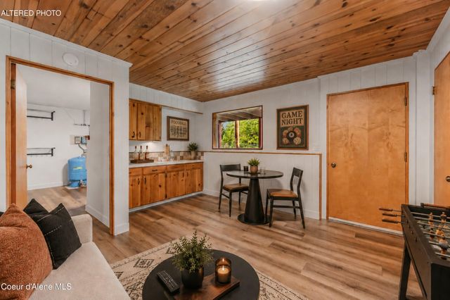 1143 E Rookery RD, Hayden, ID 83835