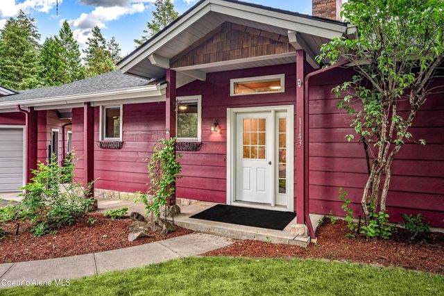 1143 E Rookery RD, Hayden, ID 83835