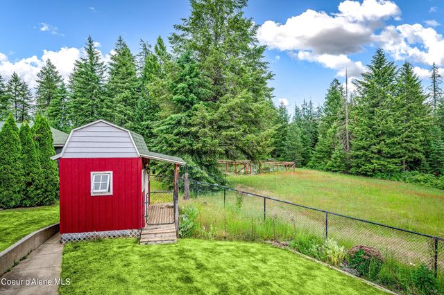 1143 E Rookery RD, Hayden, ID 83835