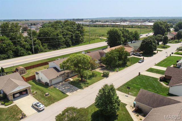 1508 Progress Lane, Belleville, IL 62221