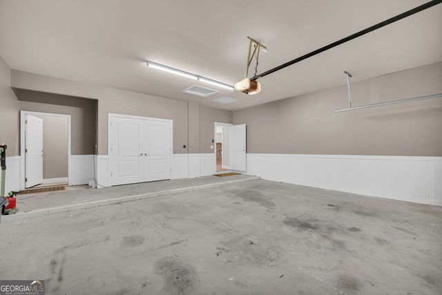 5988 Shadburn Ferry Road, Buford, GA 30519