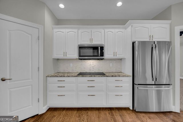 5988 Shadburn Ferry Road, Buford, GA 30519