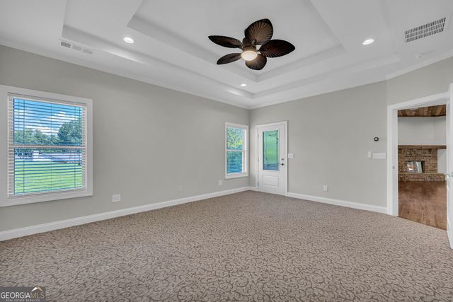 5988 Shadburn Ferry Road, Buford, GA 30519