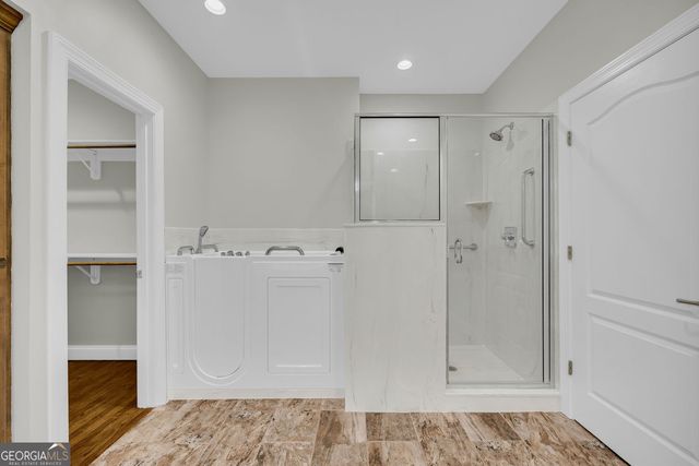 5988 Shadburn Ferry Road, Buford, GA 30519
