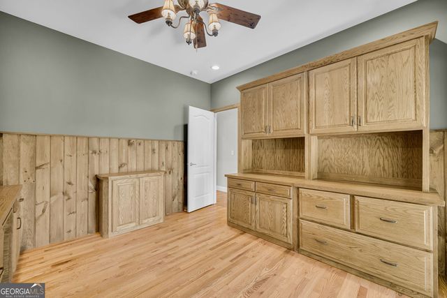 5988 Shadburn Ferry Road, Buford, GA 30519
