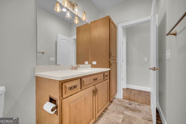 5988 Shadburn Ferry Road, Buford, GA 30519