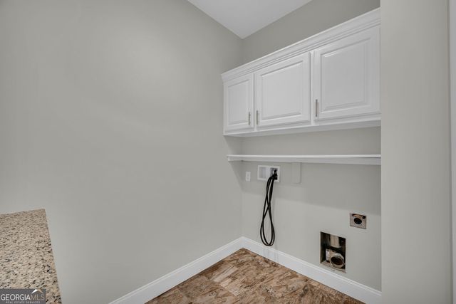 5988 Shadburn Ferry Road, Buford, GA 30519