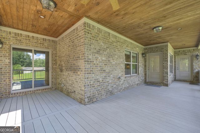 5988 Shadburn Ferry Road, Buford, GA 30519