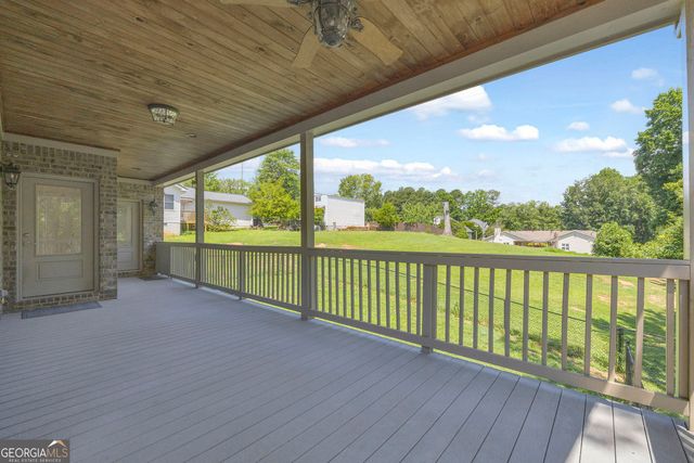 5988 Shadburn Ferry Road, Buford, GA 30519