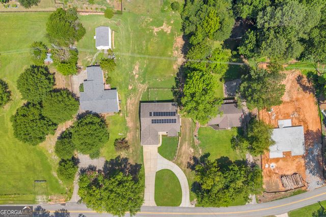 5988 Shadburn Ferry Road, Buford, GA 30519