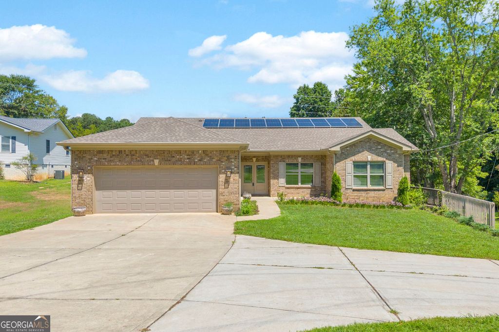 5988 Shadburn Ferry Road, Buford, GA 30519