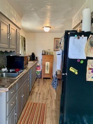 526 Earl Ave Rear, New Kensington, PA 15068