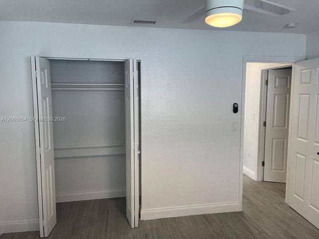912 NE 5th Street 912, Hallandale Beach, FL 33009