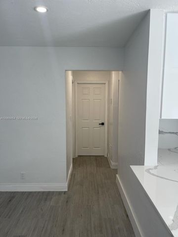 912 NE 5th Street 912, Hallandale Beach, FL 33009