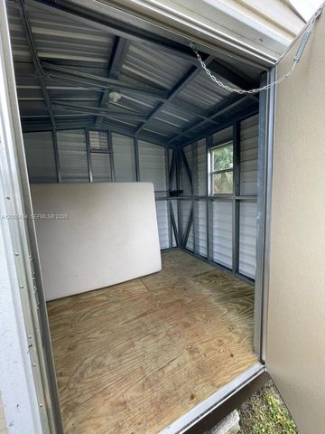 912 NE 5th Street 912, Hallandale Beach, FL 33009