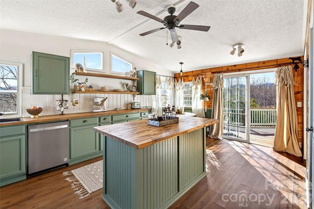 3178 Mentink Way, Nebo, NC 28761