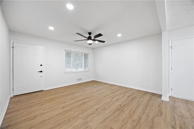 1517 Colony East Circle, Stone Mountain, GA 30083