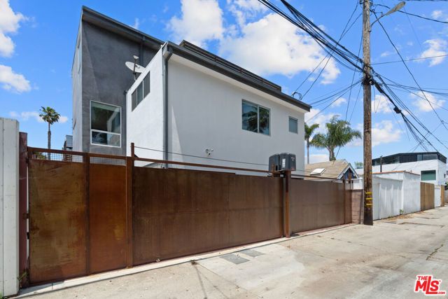 800 Indiana Avenue, Venice (los Angeles), CA 90291