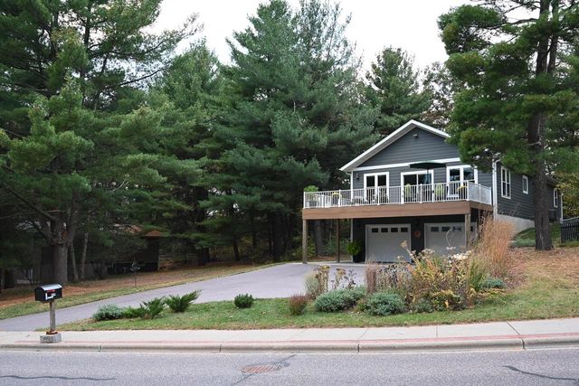 819 E Hiawatha Drive, Wisconsin Dells, WI 53965
