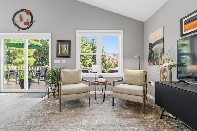 819 E Hiawatha Drive, Wisconsin Dells, WI 53965