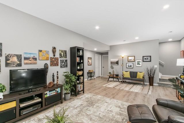 819 E Hiawatha Drive, Wisconsin Dells, WI 53965