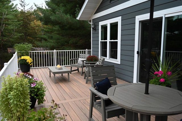 819 E Hiawatha Drive, Wisconsin Dells, WI 53965