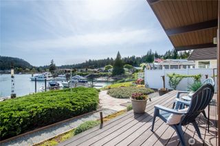 146 Lummi Dr, La Conner, WA 98257
