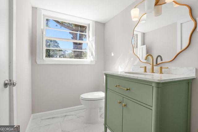 197 Buena Vista Street, Winder, GA 30680