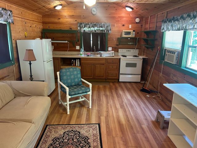 142 Waldrop Lane, Copperhill, TN 37317