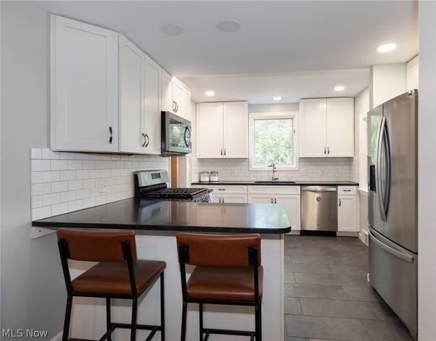 3655 Traver Road, Shaker Heights, OH 44122