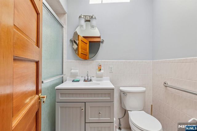 390 Delano Place, Fairview, NJ 07022