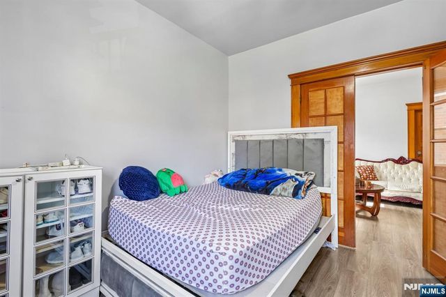 390 Delano Place, Fairview, NJ 07022