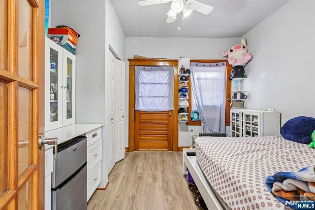 390 Delano Place, Fairview, NJ 07022