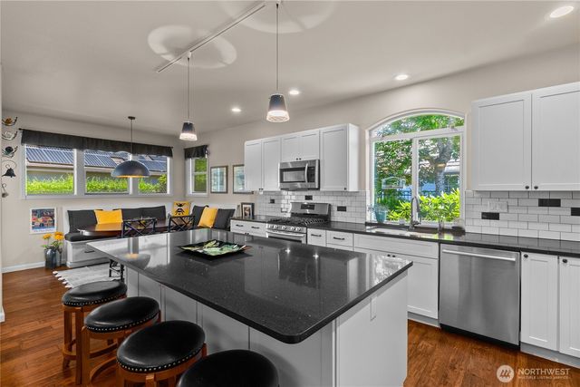 6024 Troon Lane SE, Olympia, WA 98501